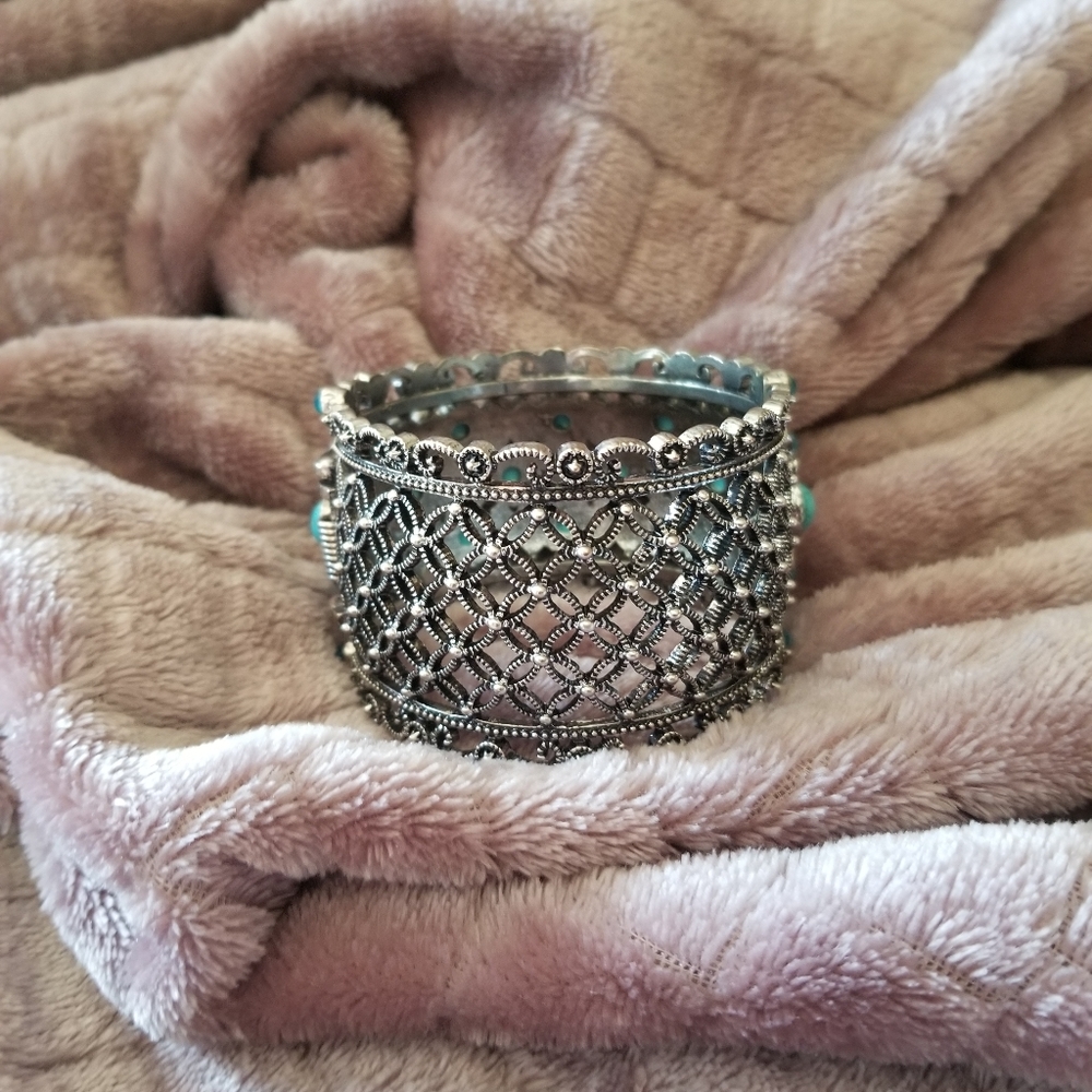Bracelet - Picture 3 of 6